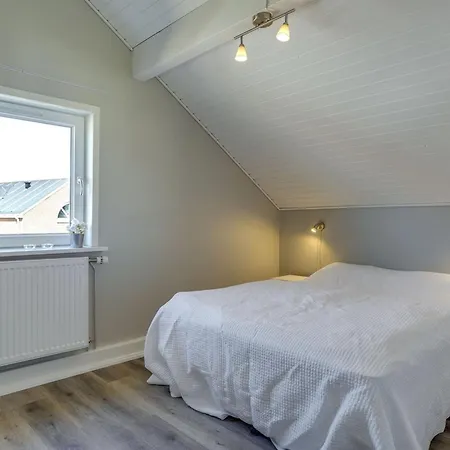 Anouk - 1-7km From The Sea By Interhome Apartment